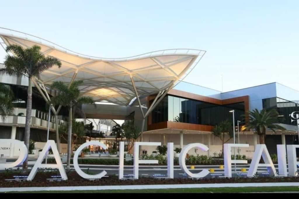 Broadbeach Victoria Square Gold Coast Eksteriør bilde
