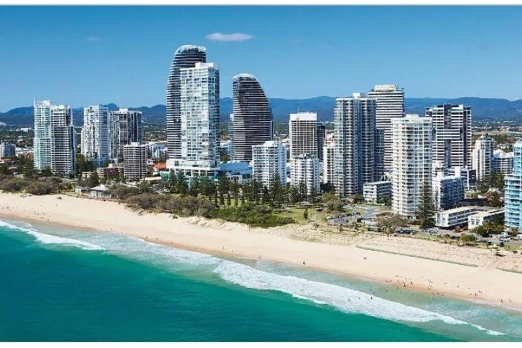 Broadbeach Victoria Square Gold Coast Eksteriør bilde