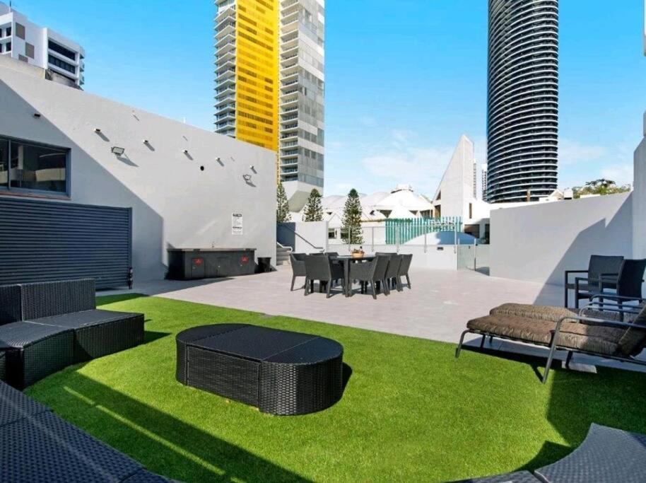 Broadbeach Victoria Square Gold Coast Eksteriør bilde